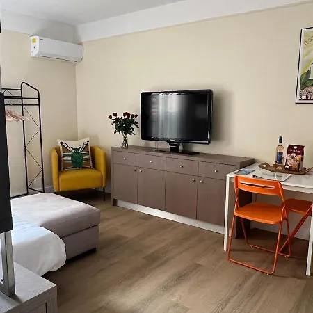 Le Tassigny #central #quiet #air Conditioning #wifi